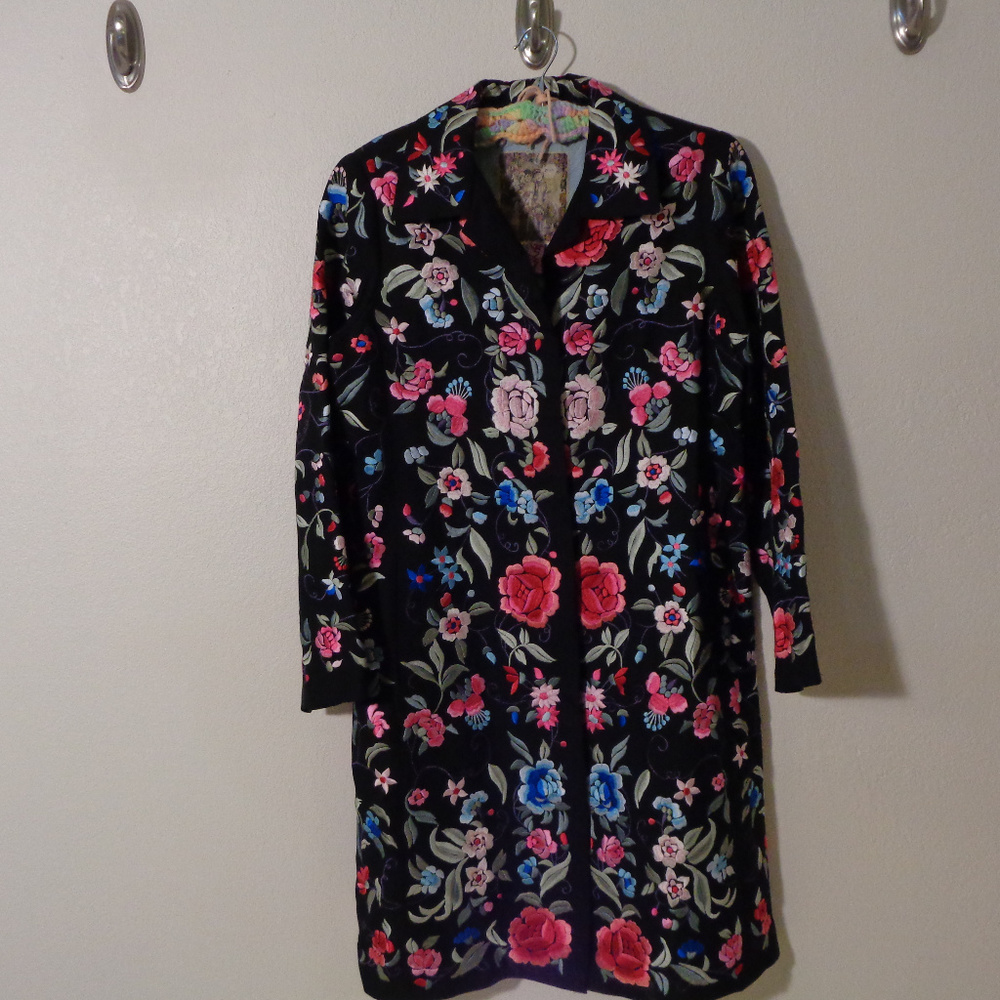 BIYA HEAVILY EMROIDERED TOPPER